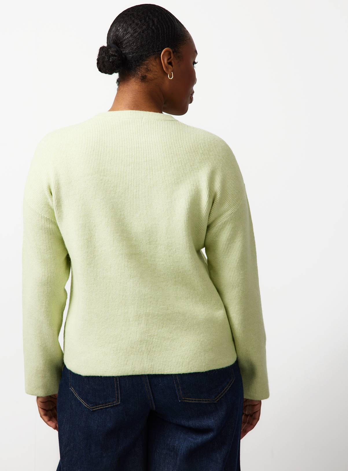 Pale Green Cosy Yarn Button Up Boxy Cardigan 12 - Image 4